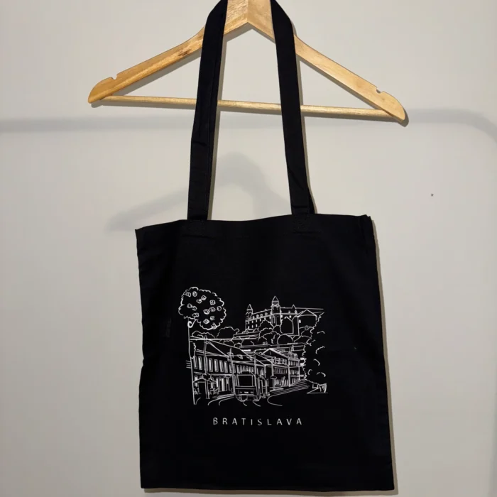 čierna bavlnená taška s motívom Bratislava